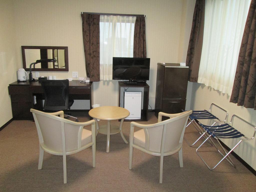 Okawa Riverside Hotel Bagian luar foto